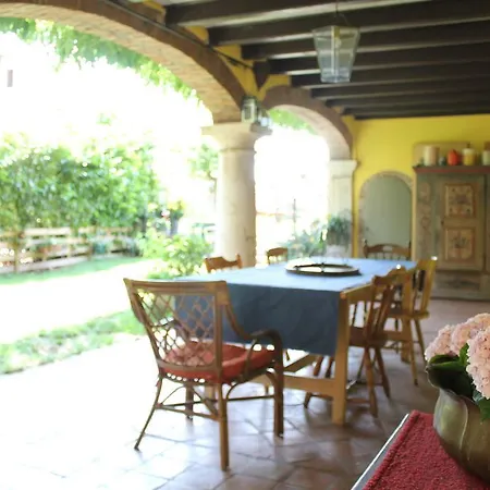 Bed & Breakfast Alla Santella 3*